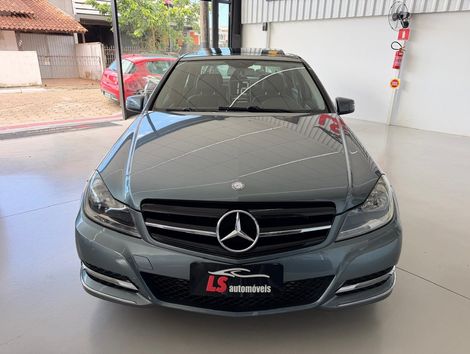 Mercedes C-200 CGI Avantgarde 1.8 16V 184cv Aut.