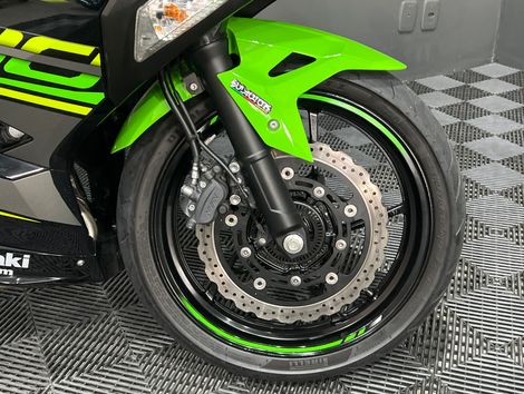 KAWASAKI NINJA 400