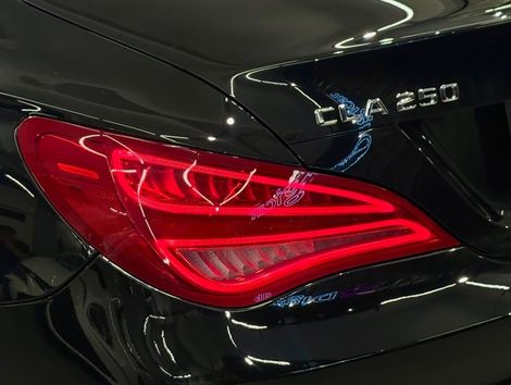 Mercedes CLA-250 Sport 4MATIC 2.0 16V 211cv Aut.