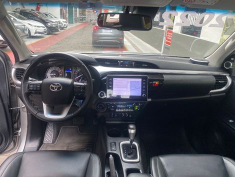 Toyota Hilux CD SRX 4x4 2.8 TDI 16V Diesel Aut.