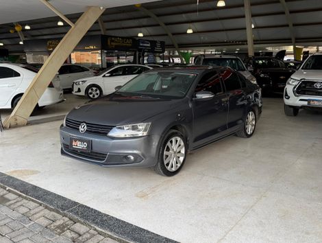 VolksWagen JETTA Comfortline 2.0 T.Flex 8V 4p Tipt.