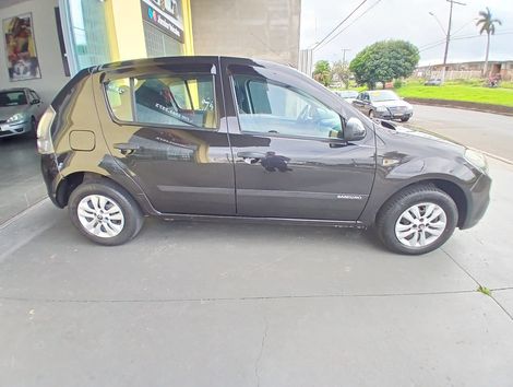 Renault SANDERO Expression Hi-Flex 1.0 16V 5p