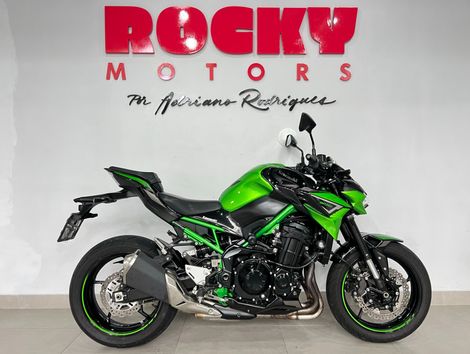 KAWASAKI Z 900