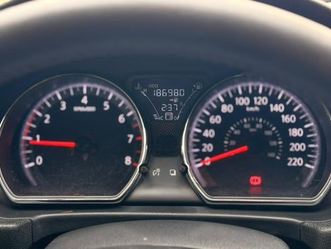 Nissan VERSA SL 1.6 16V Flex Fuel 4p Mec.