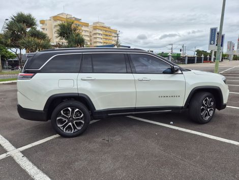 Jeep Commander Limited T270 1.3 TB Flex Aut.