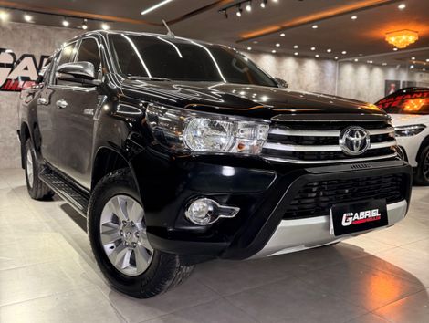 Toyota Hilux CD SRV 4x2 2.7 Flex 16V Aut.