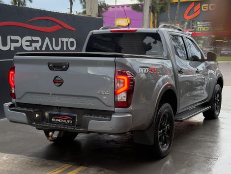 Nissan Frontier PRO4X CD 4x4 2.3 Bi-TB Die. Aut