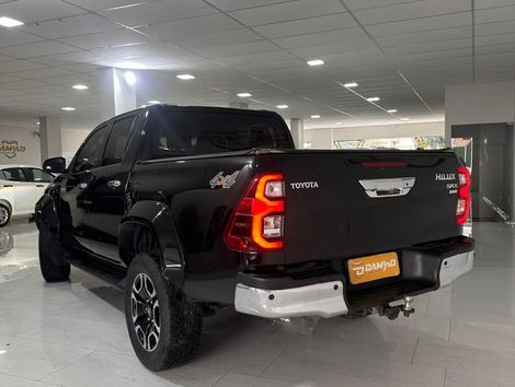 Toyota Hilux CD SRX 4x4 2.8 TDI 16V Diesel Aut.