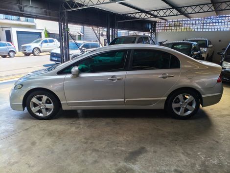 Honda Civic Sedan LXS 1.8/1.8 Flex 16V Aut. 4p