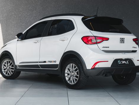 Fiat ARGO TREKKING 1.3 8V Flex