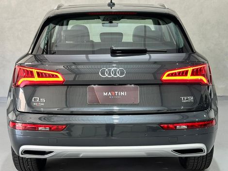 Audi Q5 Ambiente 2.0 TFSI Quattro S tronic