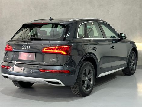 Audi Q5 Ambiente 2.0 TFSI Quattro S tronic