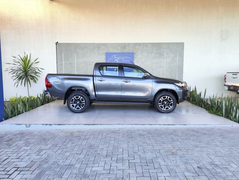 Toyota Hilux CD SRV 4x4 2.8 TDI Diesel Aut.