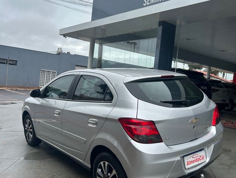 Chevrolet ONIX HATCH LTZ 1.4 8V FlexPower 5p Mec.