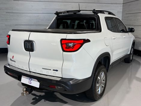 Fiat Toro Freedom 1.8 16V Flex Aut.