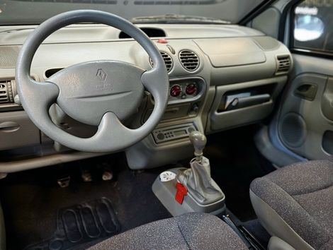 Renault Twingo 1.0 8V