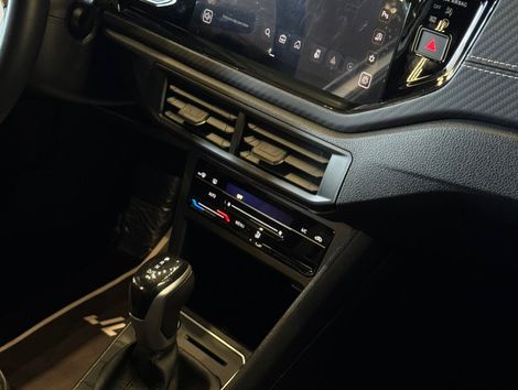 VolksWagen Nivus Highline 1.0 200 TSI Flex Aut.