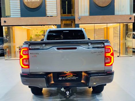 Toyota Hilux CS 4x4 2.8 TDI Diesel Mec.