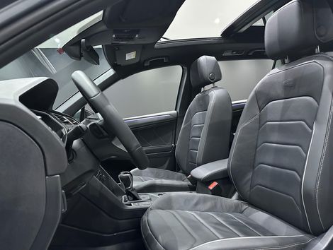 VolksWagen TIGUAN Allspac R-Line 300 TSI 2.0 