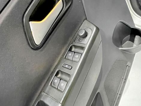 VolksWagen SPACEFOX 1.6/ 1.6 Trend Total Flex 8V 5p