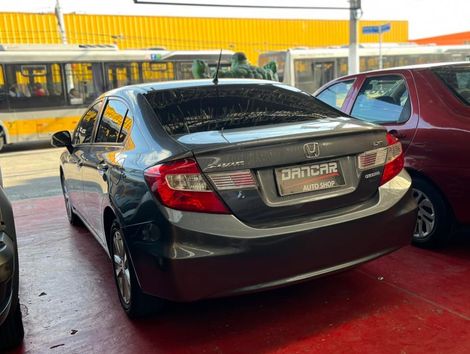 Honda Civic Sedan LXS 1.8/1.8 Flex 16V Aut. 4p