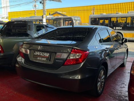 Honda Civic Sedan LXS 1.8/1.8 Flex 16V Aut. 4p