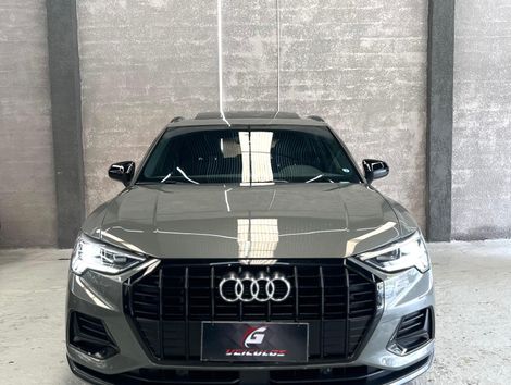 Audi Q3 Black Ed. 1.4 TFSI Flex/Black S-tron.
