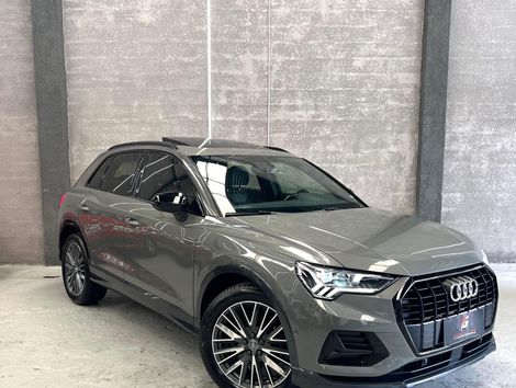 Audi Q3 Black Ed. 1.4 TFSI Flex/Black S-tron.