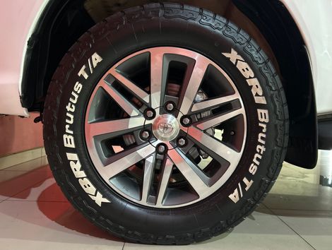 Toyota Hilux CD SRX 4x4 2.8 TDI 16V Diesel Aut.