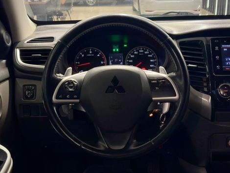 Mitsubishi L200 Triton Sport HPE 2.4 CD Diesel Aut.