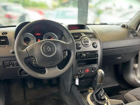 Renault Megane Sedan Dynamique Hi-Flex 1.6 16V