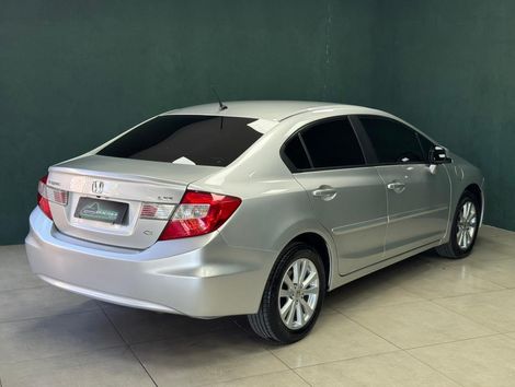 Honda Civic Sedan LXS 1.8/1.8 Flex 16V Mec. 4p
