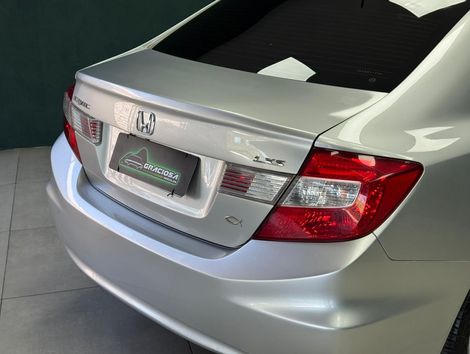 Honda Civic Sedan LXS 1.8/1.8 Flex 16V Mec. 4p