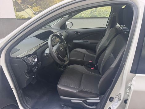 Toyota ETIOS XS Sedan 1.5 Flex 16V 4p Aut.