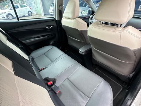 Toyota YARIS XLS Connect Sed. 1.5 Flex 16V Aut.