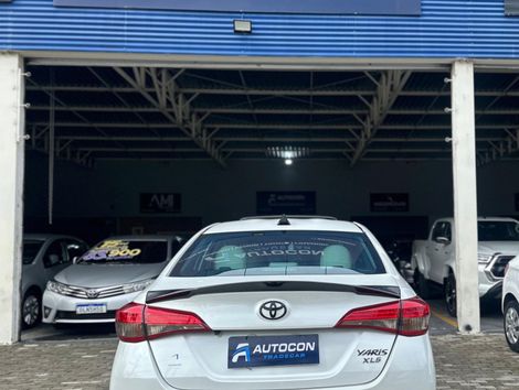 Toyota YARIS XLS Connect Sed. 1.5 Flex 16V Aut.