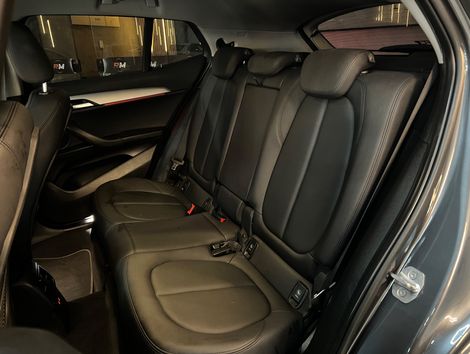 BMW X2 SDRIVE 18i 1.5 ActiveFlex 136cv Aut.