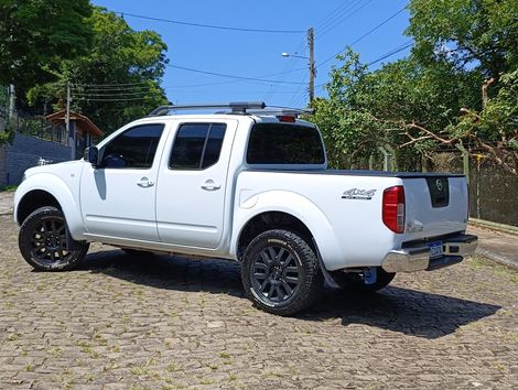 Nissan Frontier SL CD 4x4 2.5TB Diesel Aut