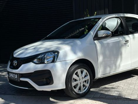 Toyota ETIOS X Plus 1.5 Flex 16V 5p Mec.