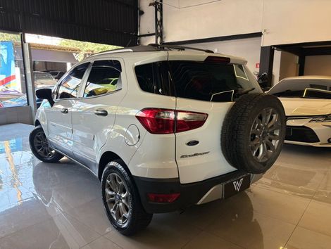 Ford EcoSport FREESTYLE 2.0 16V Flex 5p Aut.