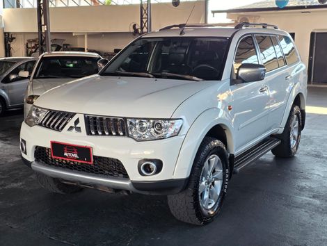 Mitsubishi Pajero DAKAR HPE 3.2 4x4 T.I Dies 5p Aut