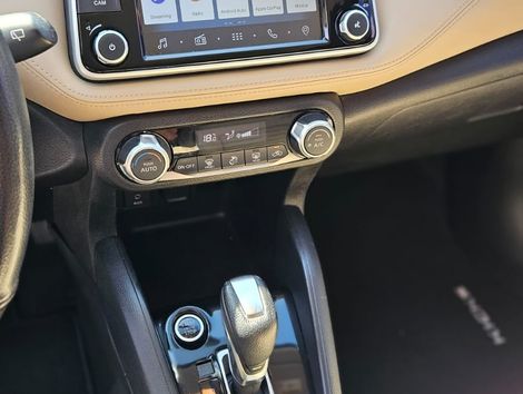 Nissan KICKS SL 1.6 16V FlexStar 5p Aut.