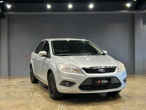 Ford Focus Sedan 2.0 16V/2.0 16V Flex 4p Aut.