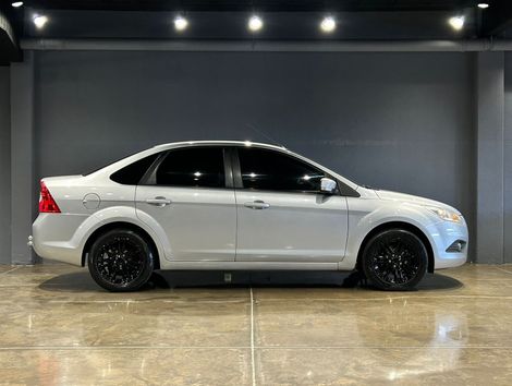 Ford Focus Sedan 2.0 16V/2.0 16V Flex 4p Aut.