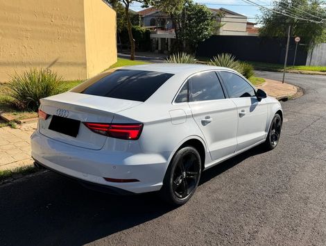 Audi A3 Sedan Prestige Plus 1.4 TFSI Flex Tip