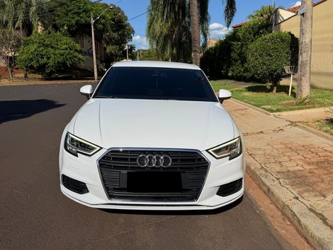 Audi A3 Sedan Prestige Plus 1.4 TFSI Flex Tip