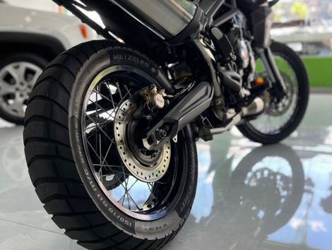 TRIUMPH TIGER 800 XC