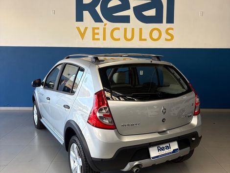 Renault SANDERO STEPWAY Hi-Flex 1.6 16V 5p