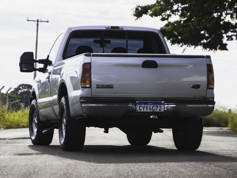 Ford F-250 XLT 3.9 4x2 Diesel TB