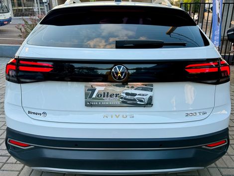 VolksWagen Nivus Highline 1.0 200 TSI Flex Aut.